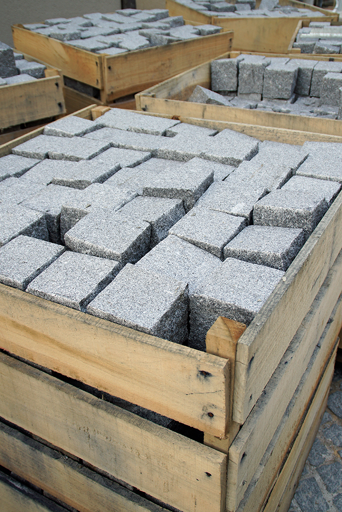 Einfamilienhaus Gartenbau Pflastersteine